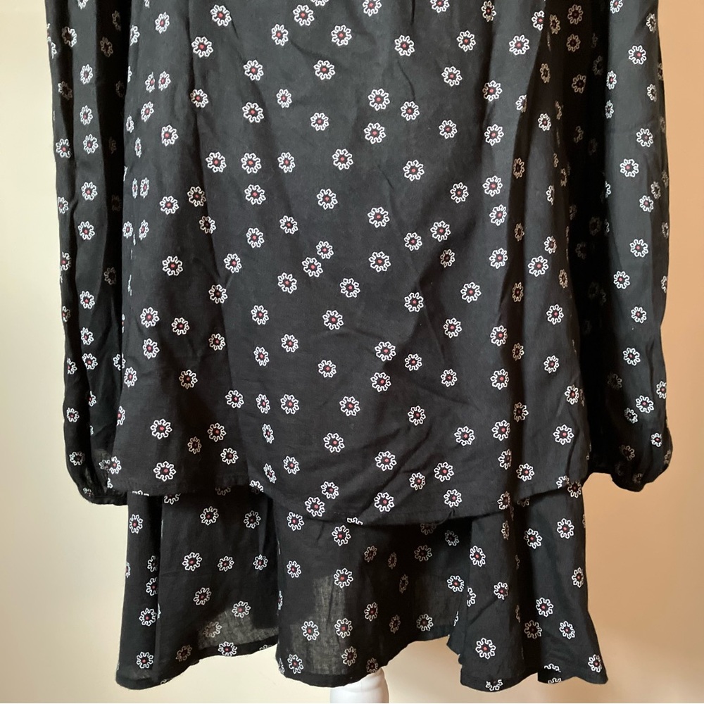 Free People Beck Black Floral Tiered Long Sleeve Dress size Medium - Picture 8 of 11